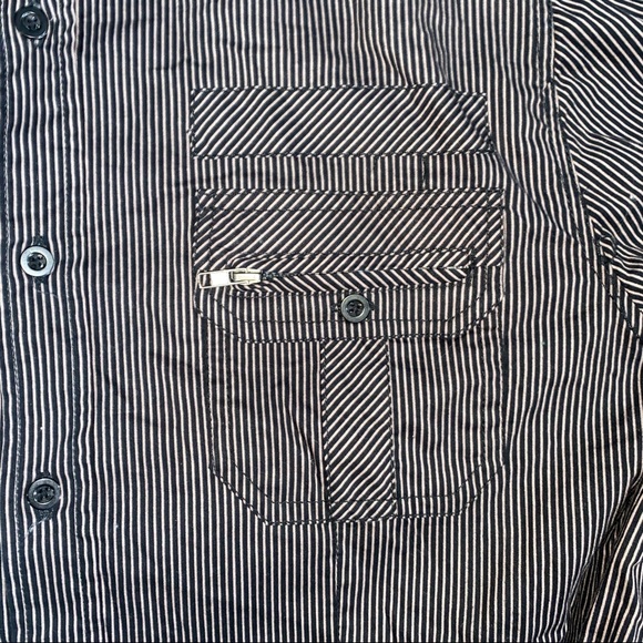 Black Men’s Striped Button Shirt small Buckle - Picture 6 of 10